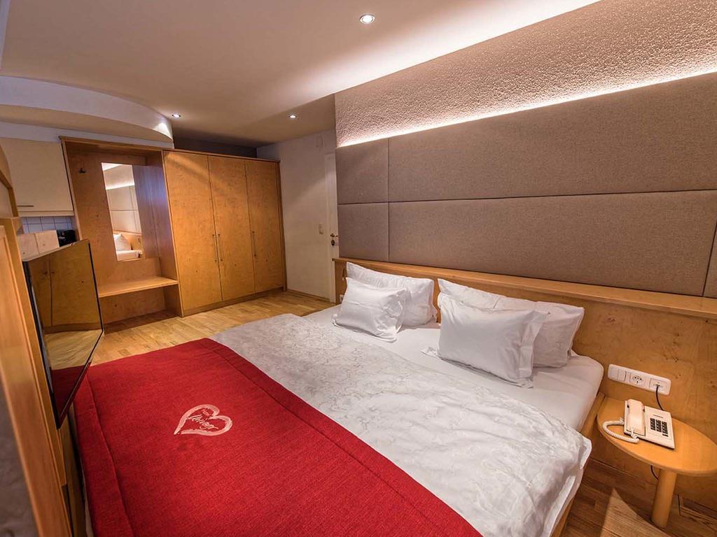 Hotel Universo Serfaus Rum bild